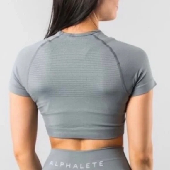 Alphalete Revival Crop - Picture 2 of 7